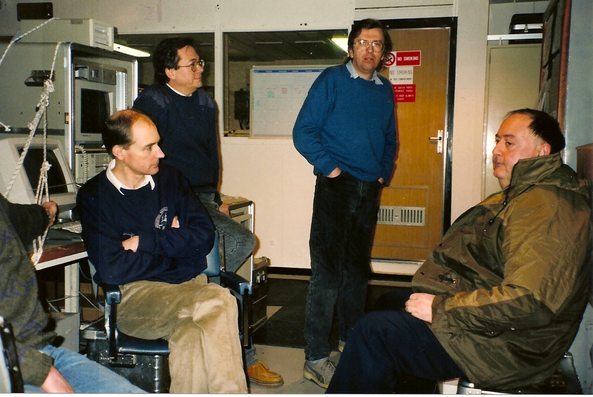 0600 - Laboratorio nave Mar 1992.jpg